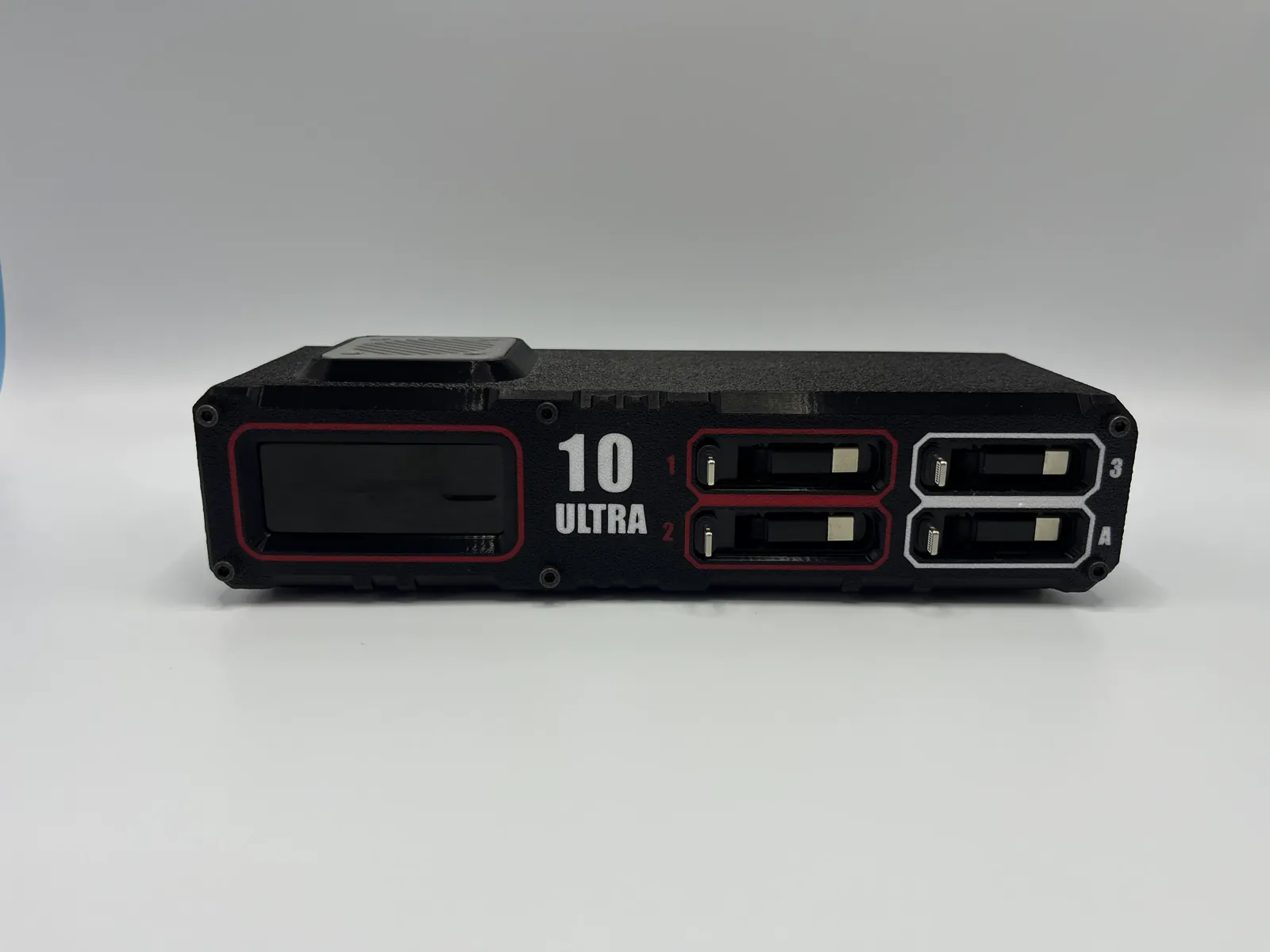 C10 Active Dock in Graphite